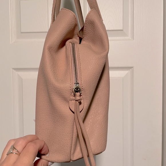Mauve/blush pink shoulder bag - Picture 2 of 6